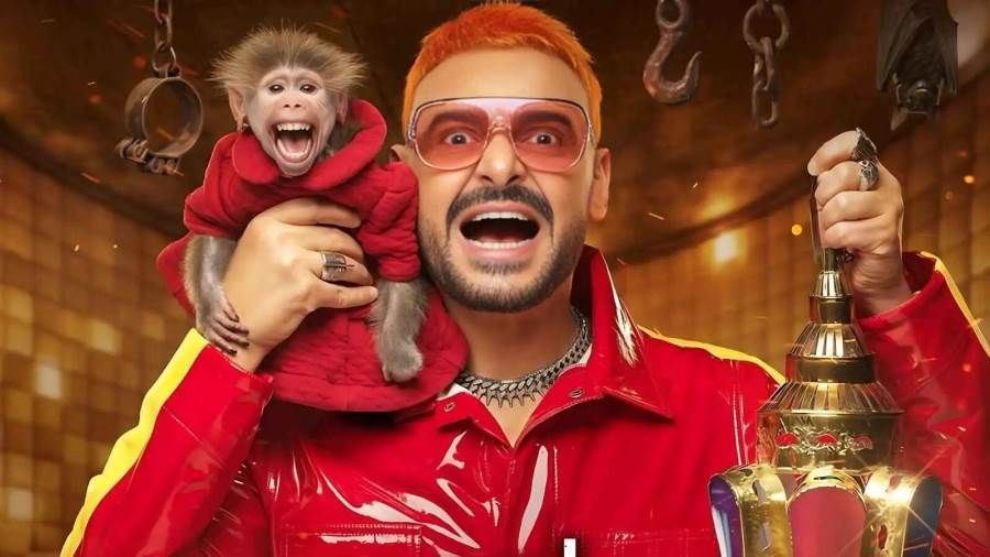رامز جلال يكشف عن برنامجه الجديد في رمضان 2026 كشف الفنان رامز جلال عن برنامجه الجديد للمقالب في موسم رمضان 2026 والذي سيحمل عنوان رامز ليفل الوحش مؤكد إقرأ المزيد