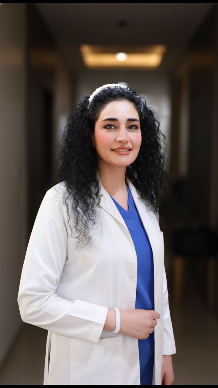 متلازمة المبيض متعدد التكيسات: ليست خللًا هرمونيًا فقط.. ويتطلب تغيير نمط الحياة