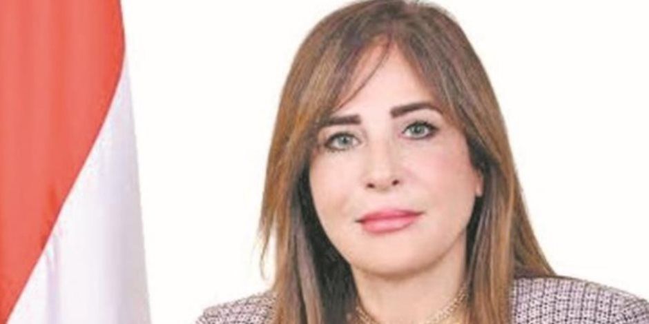 راندة المنشاوي.. أول امرأة تتولى وزارة الإسكان في تاريخ مصر
