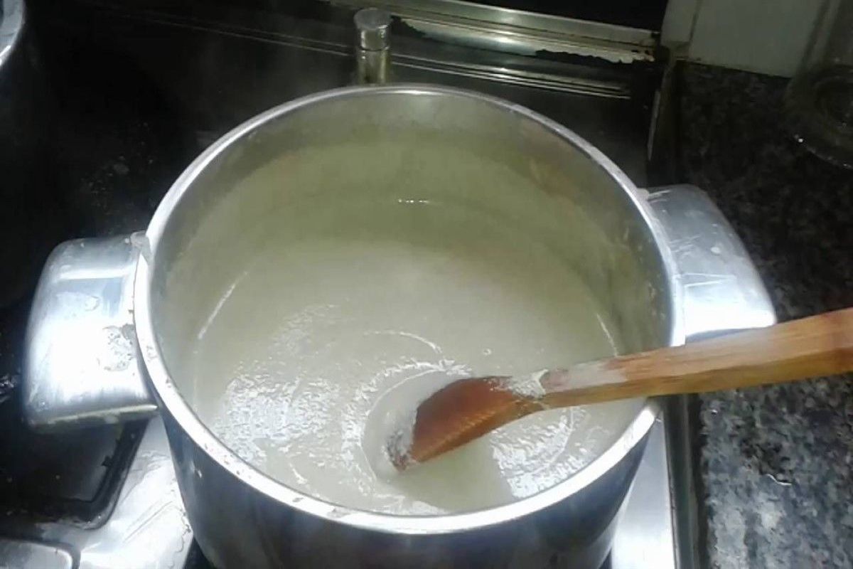 بالماء أو الحليب.. اكتشف أسهل طريقة عمل التلبينة...