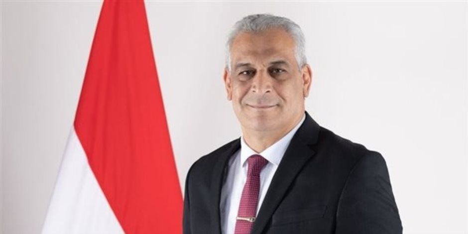 السيرة الذاتية للمهندس صلاح جمبلاط وزير الإنتاج الحربى الجديد