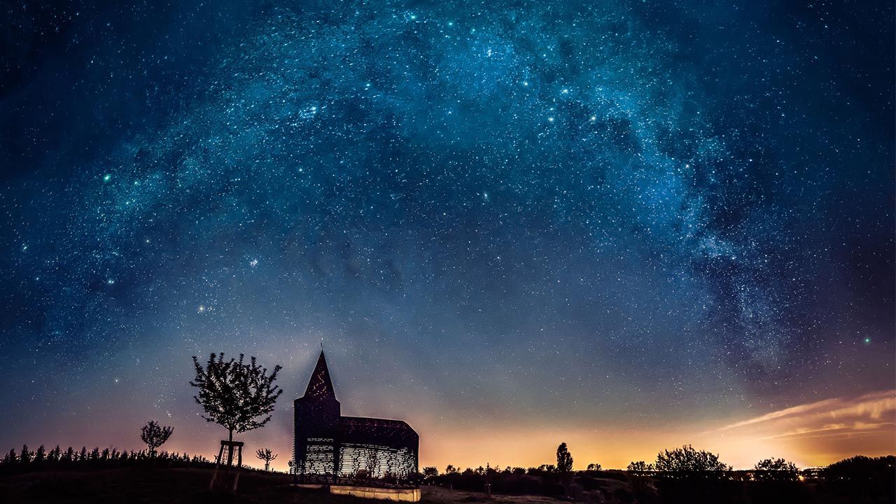 مرصد الختم الفلكي يسجل الظاهرة الأكثر غموضًا في...