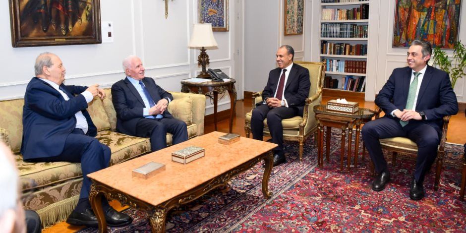 وزير الخارجية يستقبل رئيس المجلس الوطني الفلسطيني وأمين سر منظمة التحرير الفلسطينية