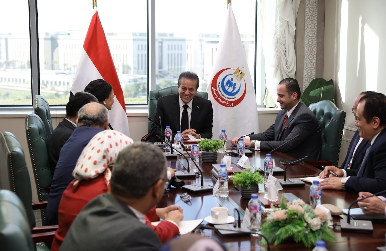 "عبدالغفار" يجتمع بقيادات «الصحة» في أول يوم عمل بعد تجديد الثقة: خطط لرفع كفاءة المستشفيات