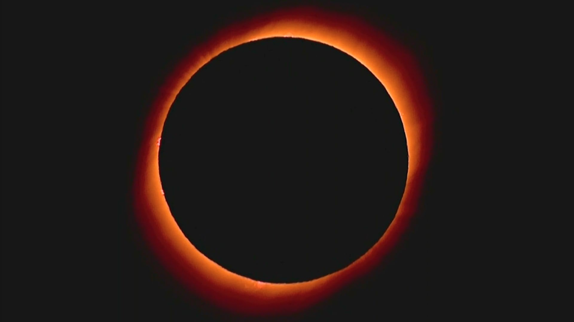 النهار هيكون ليل.. متى موعد كسوف الشمس الكلي...