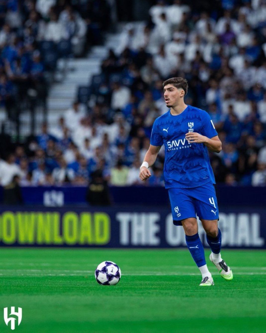 اطّلع على علي المجانية.. القنوات الناقلة لمباراة الهلال ضد...