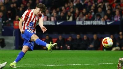 أتلتيكو يضع قدما في نهائي إسبانيا