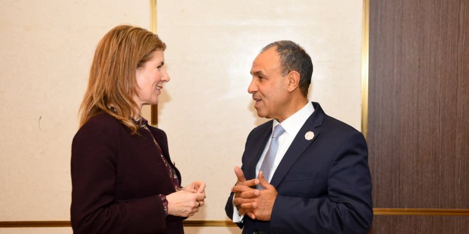 وزير الخارجية يلتقى وزيرة الدولة البريطانية للتنمية الدولية والشئون الأفريقية