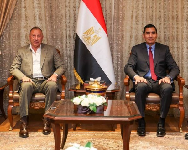 تهنئة رسمية من وزير الشباب والرياضة إلى الخطيب...