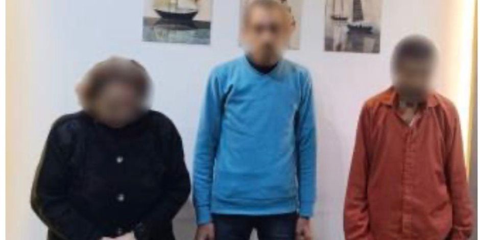 أمن المنيا يضبط عامل وأرملة طبيب نساء وتوليد وراء إلقاء 5 أجنة مشوهة بصندوق قمامة