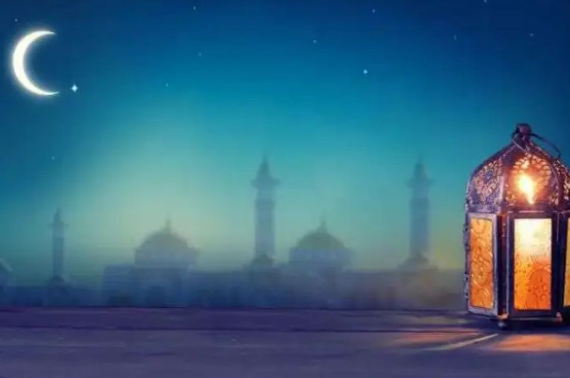 كسوف الشمس ورؤية هلال رمضان 2026.. ماذا يقول...