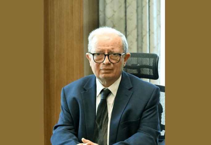 حسين عيسى: الإعلان عن حزمة إجراءات لخفض الدين العام قريبا