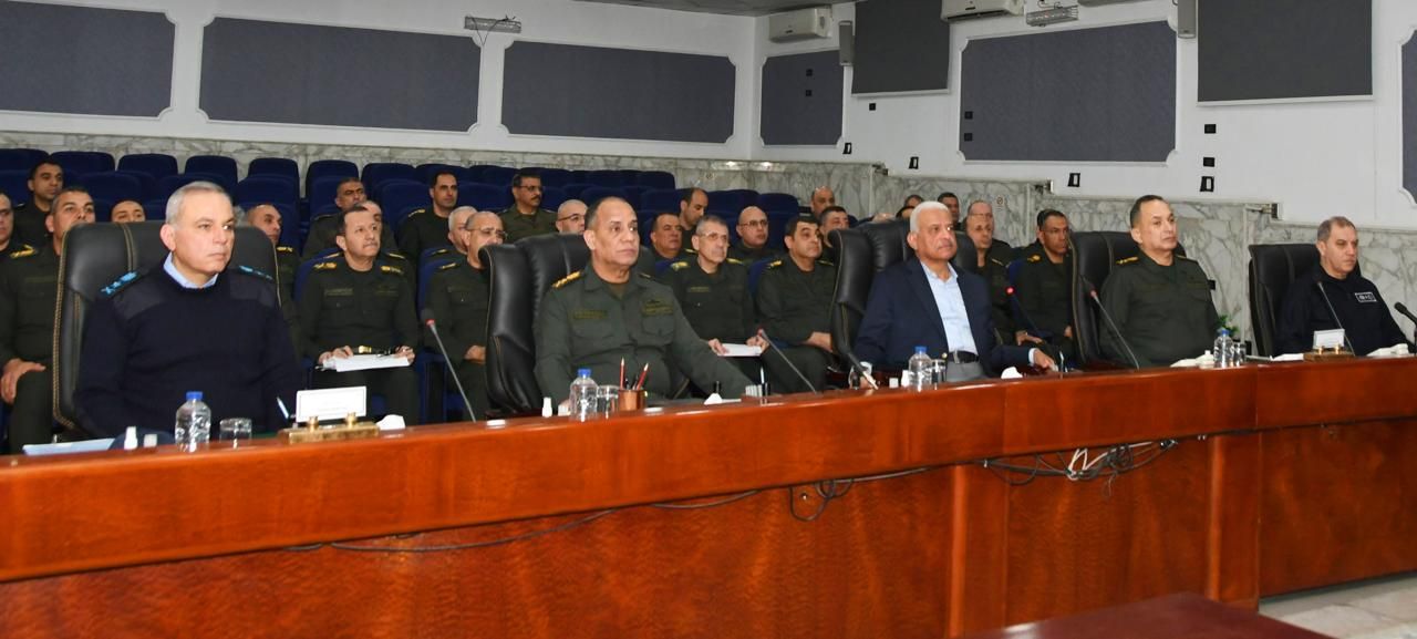 المتحدث العسكري: القوات المسلحة تجري مراسم تسليم وتسلم القيادة في تقليد عسكري أصيل| صور