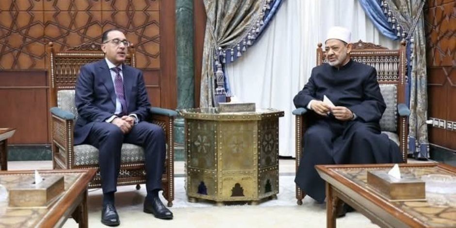 شيخ الأزهر يبعث برقية تهنئة لرئيس مجلس الوزراء بمناسبة شهر رمضان المبارك