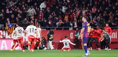 جيرونا يصدم برشلونة بثنائية