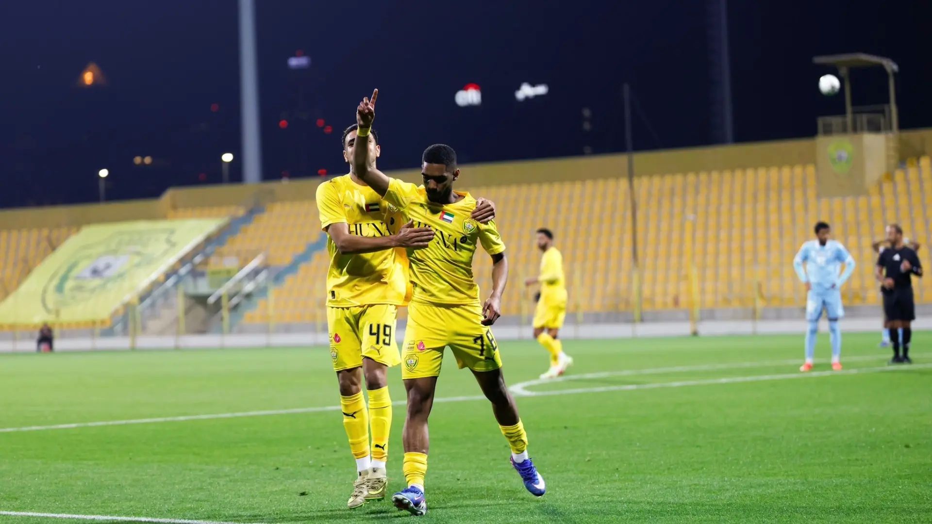 قائمة القنوات كاملة.. القنوات الناقلة لمباراة الوصل ضد...