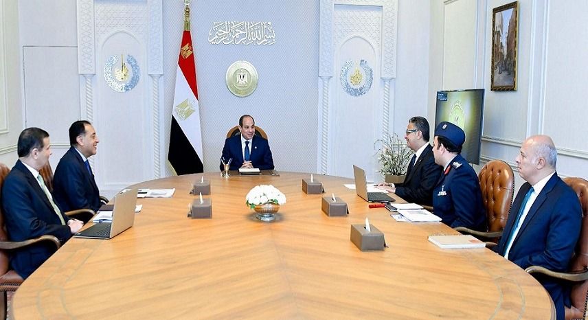 الرئيس السيسي يوجه بتشديد الرقابة على الأسواق ويوافق على إطلاق “كاري أون” كمشروع قومي