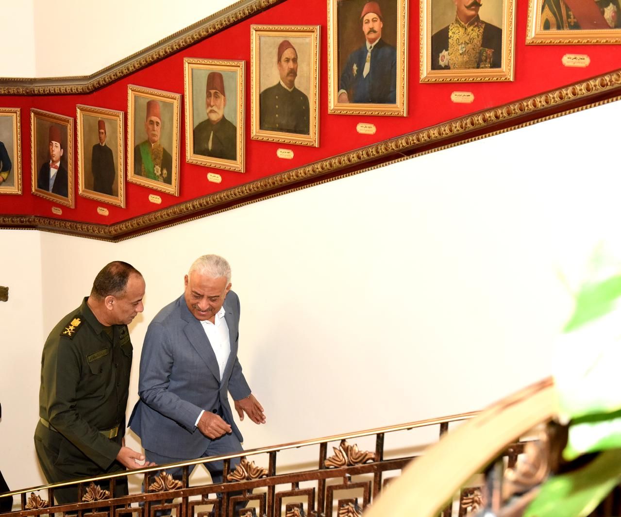 المتحدث العسكري: القوات المسلحة تجري مراسم تسليم وتسلم القيادة في تقليد عسكري أصيل| صور