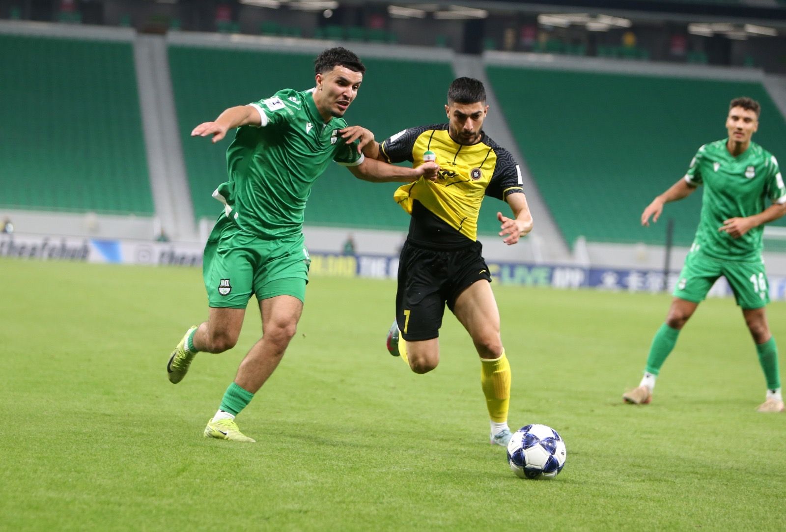 بدون تشفير وتقطيع.. كيفية مشاهدة مباراة الأهلي ضد...