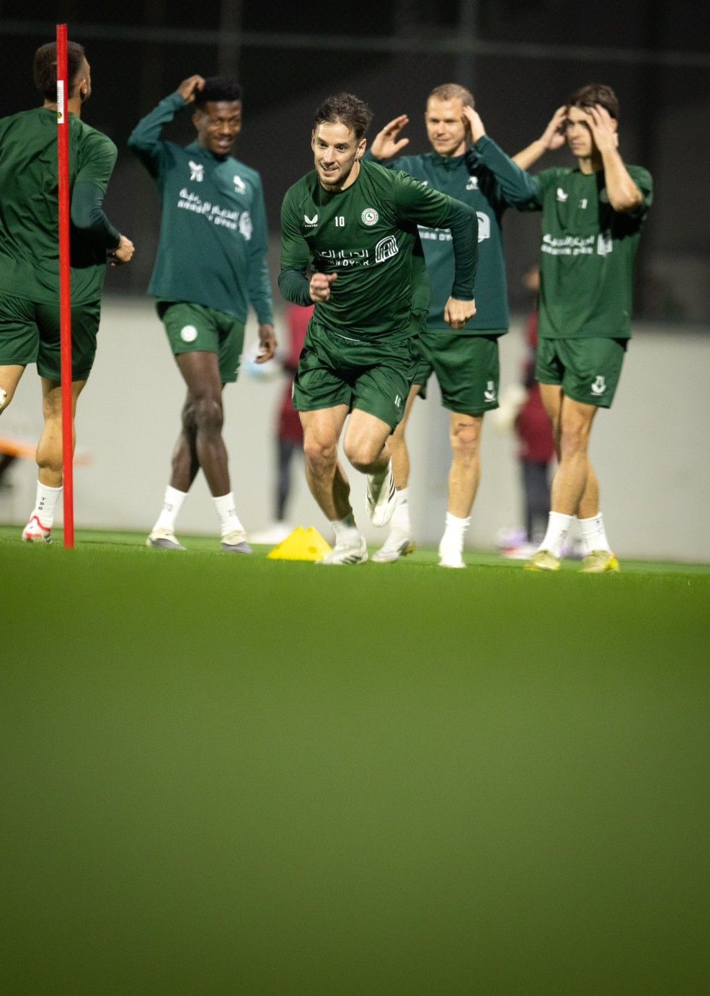 القنوات الناقلة لمباراة الاتفاق ضد الفتح في الدوري...