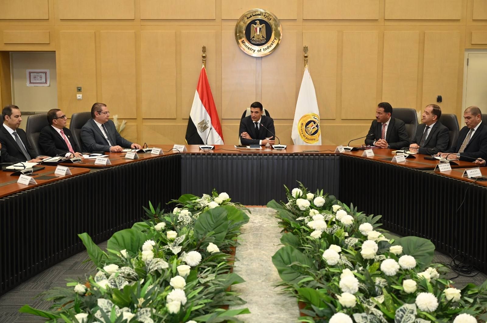 خالد هاشم: اجتماعات دورية كل 3 أشهر لمتابعة أداء وزارة الصناعة