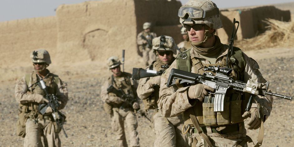 تحسبًا لهجوم إيرانى محتمل.. إجلاء مئات الجنود الأمريكيين من قطر والبحرين