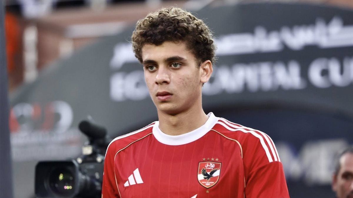 سبب عودة حمزة عبد الكريم إلى مصر.. هل...