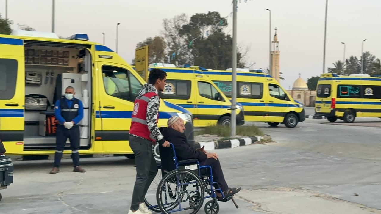 مد غزة بـ5220 طن من المساعدات الإنسانية الشاملة ضمن قافلة زاد العزة الـ143