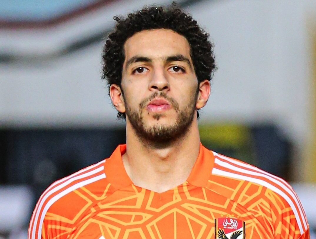 الأهلي يخطط لتجديد عقد مصطفى شوبير.. خطوات حاسمة...