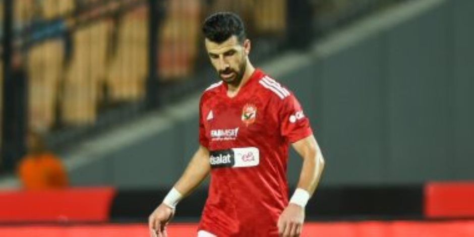 محمود متولى لاعب الأهلى السابق يعلن وفاة والده