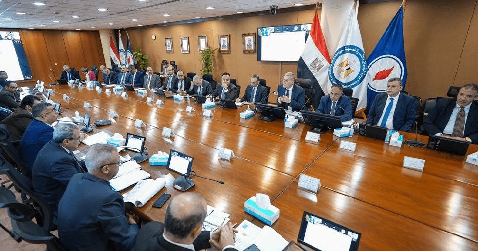 العامة للبترول تستهدف حفر 66 بئرا باستثمارات 8 مليارات جنيه خلال 2026-2027