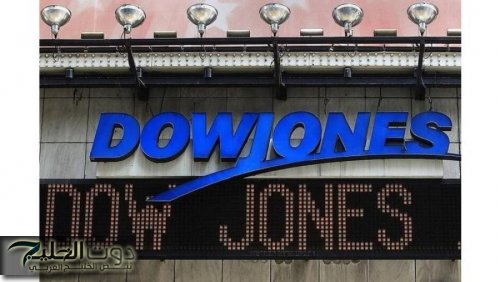 انخفاض مؤشر داو جونز اكثر من 800 نقطة