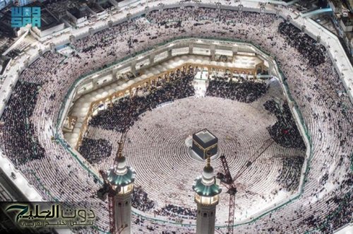 رقم قياسي تاريخي بعدد المعتمرين في رمضان .. صور