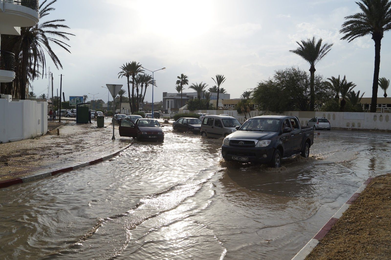 الأرصاد تحذر: تقلبات جوية وأمطار تضرب المحافظات غداً