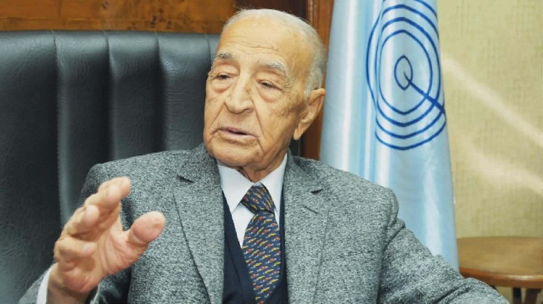 وداعاً عملاق الميكروفون.. من هو فهمي عمر ويكيبيديا...