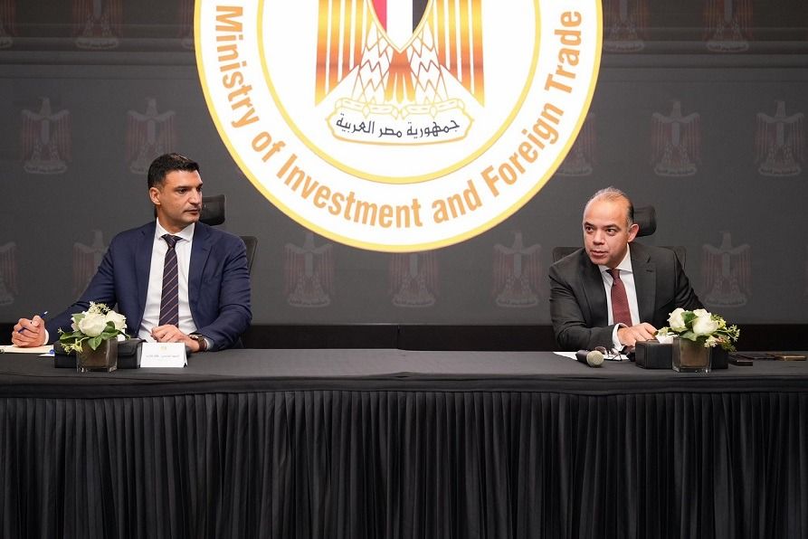 الحكومة تجري مباحثات مع بنوك استثمار لتحديد آليات تمويل مبتكرة لدعم القطاع الصناعي