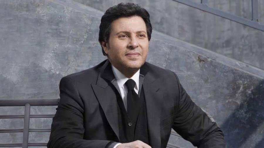 الفنان هاني شاكر يدخل العناية المركزة ما زال الفنان المصري هاني شاكر يرقد بغرفة العناية المركزة بإحدى المستشفيات الخاصة بالجيزة بعد أن خضع لجراحة د إقرأ المزيد