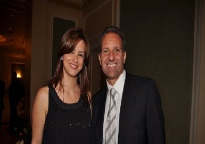 وفاة زوج الفنانة نور رجل الأعمال السوري يوسف أنطاكي رحل عن عالمنا اليوم الإثنين رجل الأعمال السوري يوسف أنطاكي زوج الفنانة نور.وكتب شقيقه بول أنطاكي عبر حسابه في إقرأ المزيد