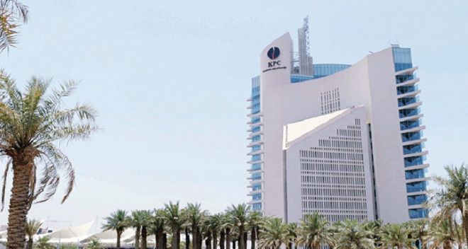 مؤسسة البترول الكويتية تؤكد جاهزية قطاع النفط واستمرار الإمدادات