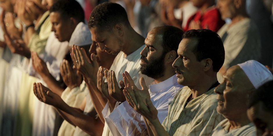 قناة الحياة تنقل صلاة التراويح من مسجد الحسين.. بث مباشر