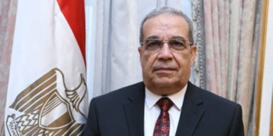 وزير الإنتاج الحربى يجتمع مع رؤساء مجالس إدارات الشركات المنتجة للذخائر