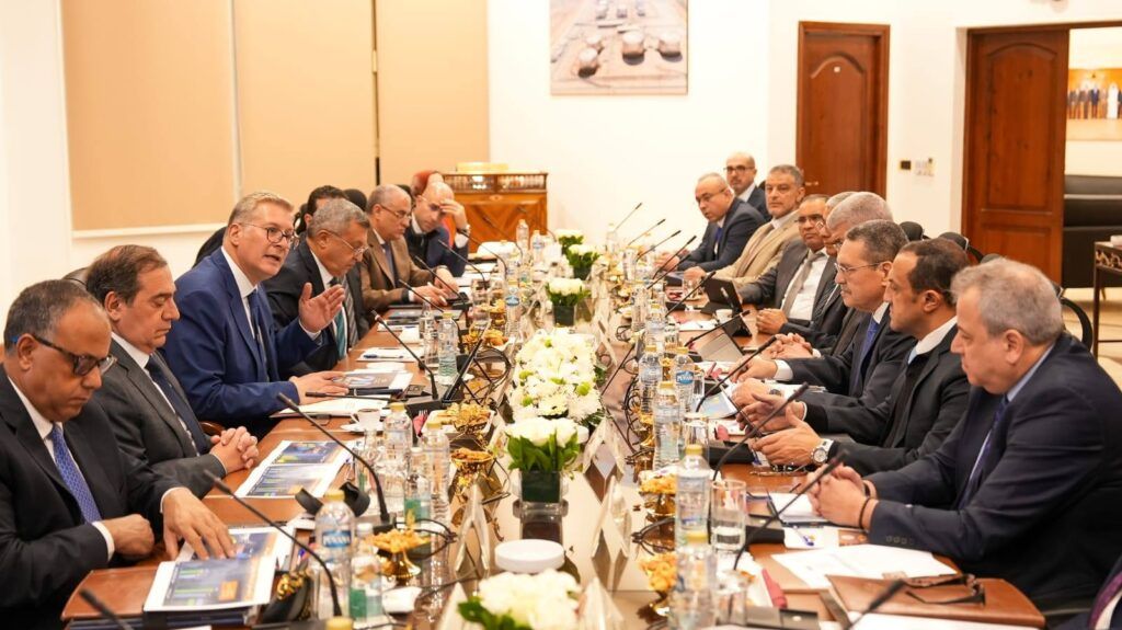 «سوميد» تنقل 365 مليون برميل بترول خام خلال 2025