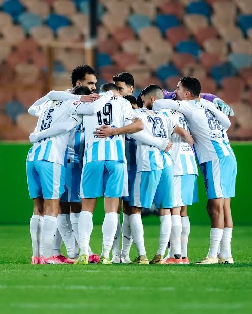 قمة مرتقبة.. مدرب بيراميدز يعلن قائمة الفريق للقاء...