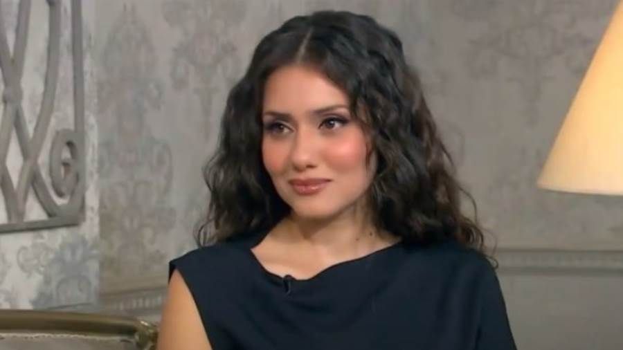 أول تعليق من جيهان الشماشرجي بعد اتهامها بالسرقة بالإكراه في أول تعليق لها بعد أزمتها الأخيرة واتهامها بالسرقة بالإكراه وجهت الفنانة جيهان الشماشرجي الشكر لكل من سأل إقرأ المزيد