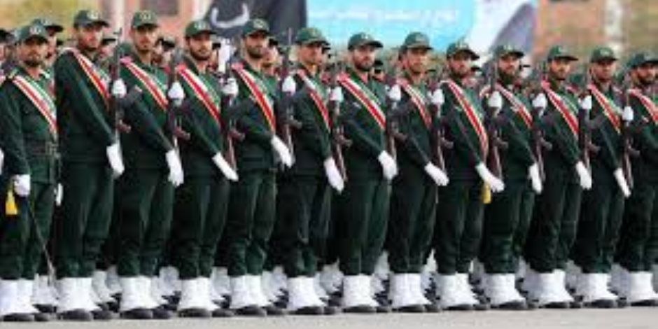 يحدث الأن .. الحرس الثورى يطلق الموجة الصاروخية الـ43 ضد الأسطول الأمريكى الخامس وإسرائيل