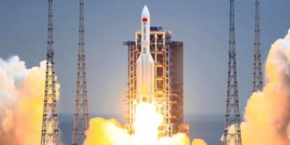 سقوط صاروخ إيرانى عنقودي على مبنى جنوب تل أبيب واندلاع حريق