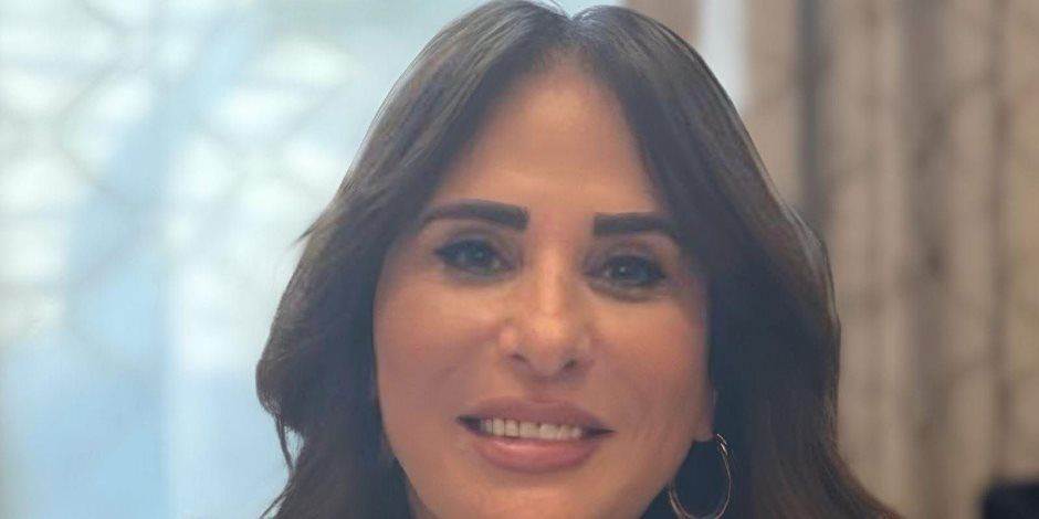 وزيرة الإسكان توجه بطرح محطات التحلية بالساحل الشمالي الغربي على القطاع الخاص للقيام بأعمال التشغيل والصيانة