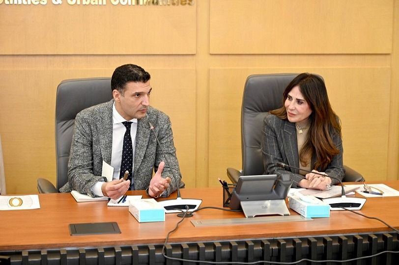 وزيرا الإسكان والصناعة يتفقان على تفعيل عمل اللجنة المشتركة لتخصيص الأراضي الصناعية