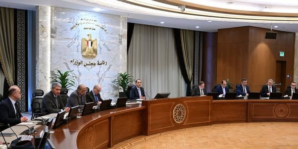 الحكومة تؤكد استقرار المخزون الغذائي والطاقة وسط تداعيات الأزمة الإقليمية