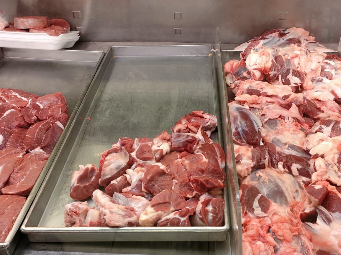 البلدي يقفز لـ 425 جنيهًا.. أسعار اللحوم اليوم...